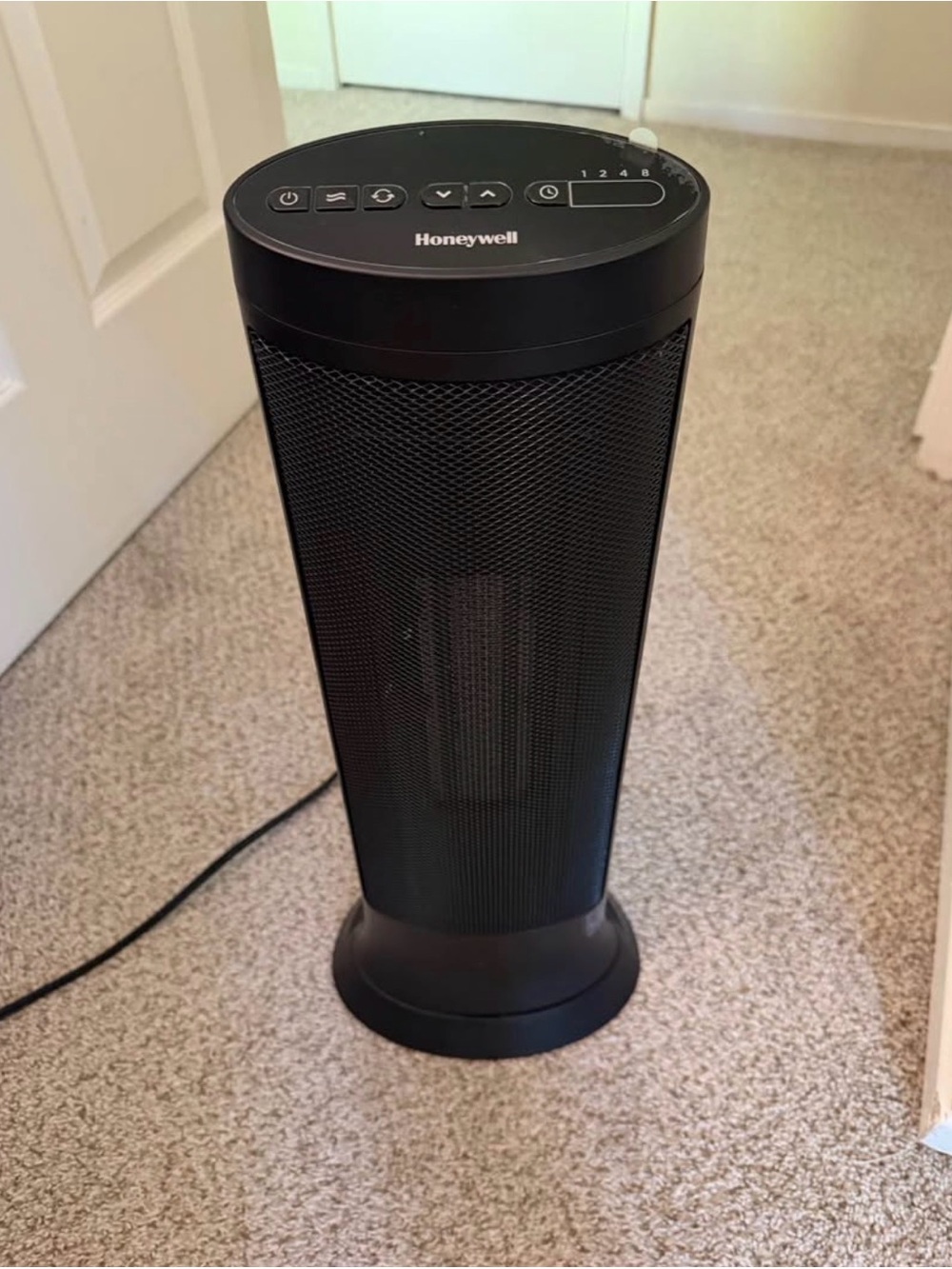 Honeywell Slim Tower Ceramic Heater in Black